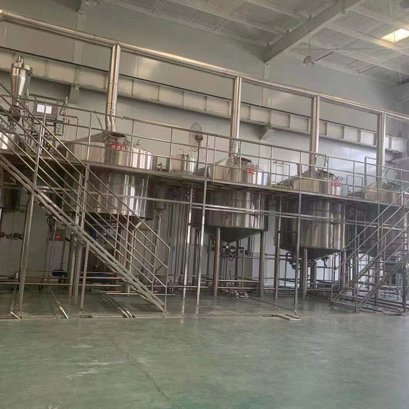 灯塔精酿啤酒设备厂—平面布置、设备设计、制造、调试、培训等一条龙服务_COPY